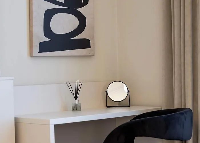 Apartment Luxury Refurbished Retreat