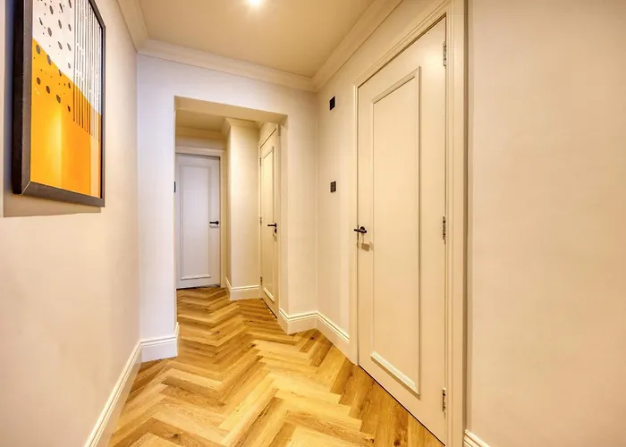 Luxury Refurbished Retreat *