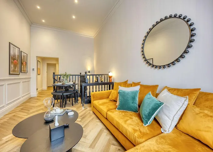 Luxury Refurbished Retreat グラスゴー