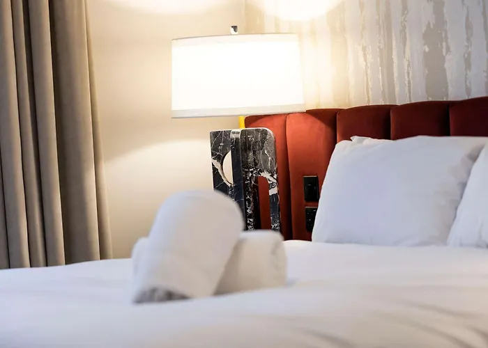 Luxury Refurbished Retreat *