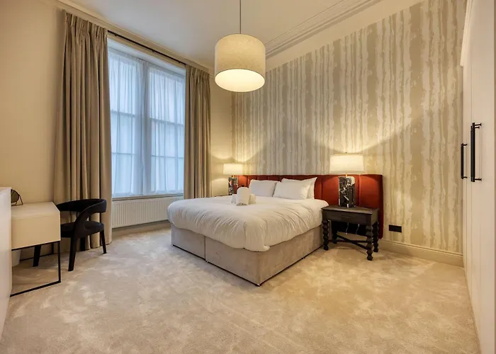 Apartament Luxury Refurbished Retreat *