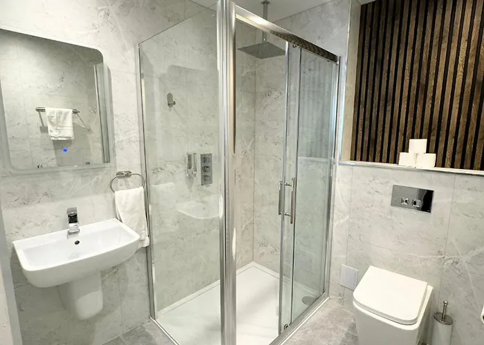 Отель Sandyford