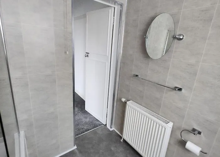 Charming 3-bed Oasis-free Parking * Γλασκώβη