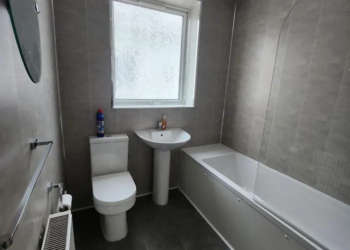 Σπίτι διακοπών Charming 3-bed Oasis-free Parking *