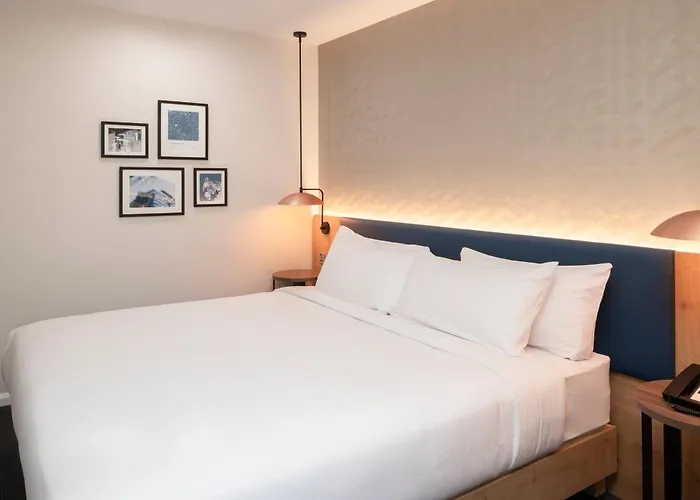 Hilton Garden Centre 4*