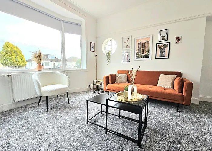 Charming 3-bed Oasis-free Parking Σπίτι διακοπών *