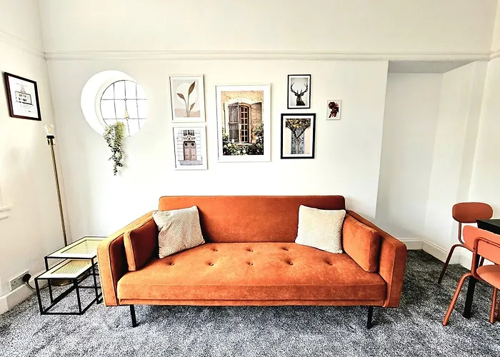 Σπίτι διακοπών Charming 3-bed Oasis-free Parking *