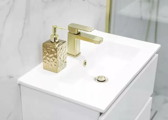 3br West End Flat W Free Parkin Apartman Glasgow