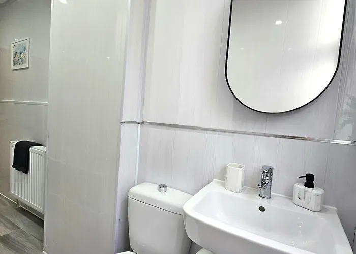 Spacious Haven With Free Parking Glasgow