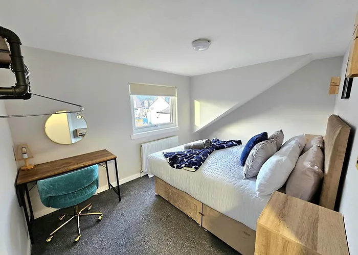 Warm & Cosy In * Глазго