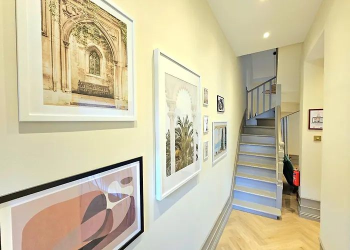 Newly Renovated Gem - Free Parking & Modern Comfort Hébergement de vacances