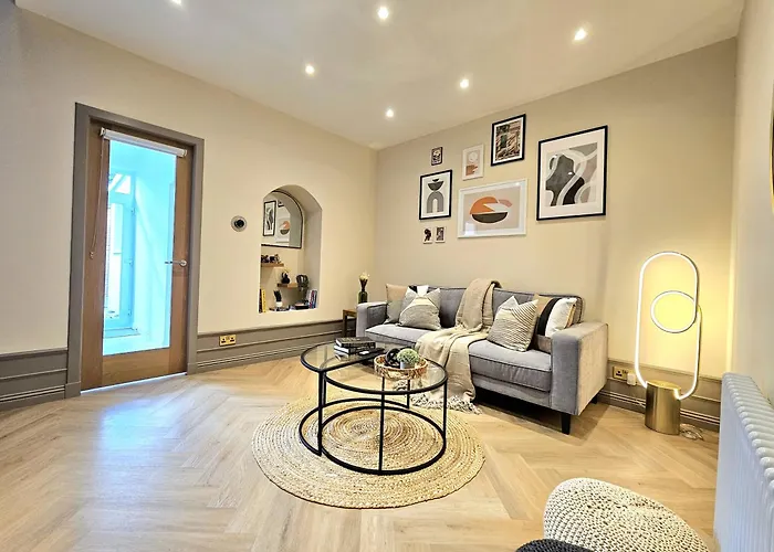 Newly Renovated Gem - Free Parking & Modern Comfort