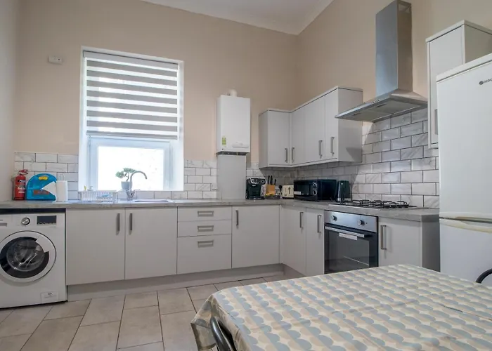 Haven Main Door & Parking - Pass The Keys Casa vacanze Glasgow