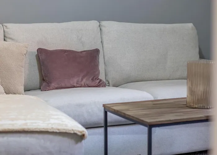 Happy Haven Home, West End - Pass The Keys Apartament