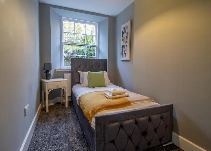 Happy Haven Home, West End - Pass The Keys Apartman Glasgow