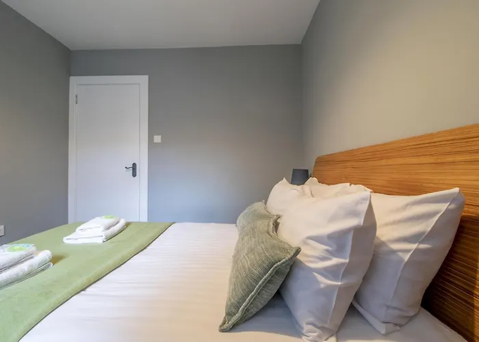 Happy Haven Home, West End - Pass The Keys Apartman *