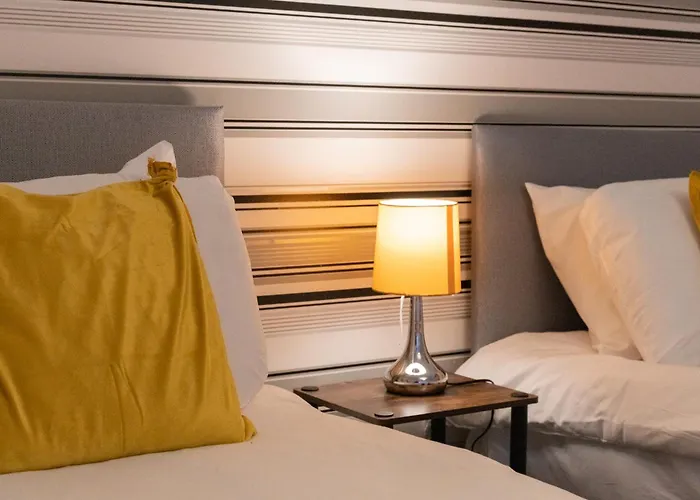 Buchanan Penthouse *