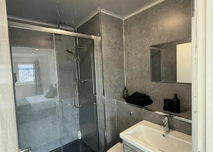 Appartamento Luxurious 2br, 8 Mins From Centre Glasgow