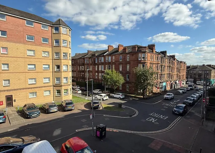 Luxurious 2 Bedroom, 8 Mins From Centre *