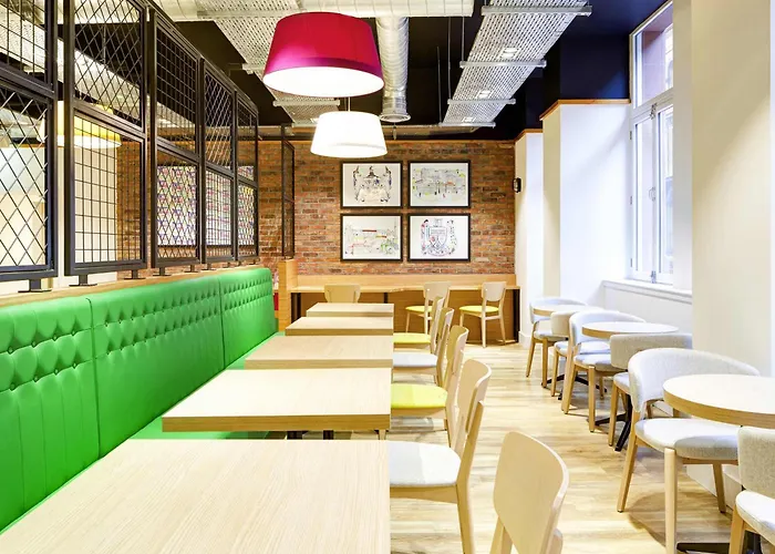 Hotel Ibis Styles Centre George Square 3*