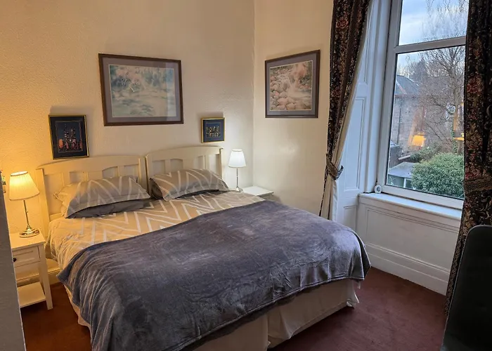 בית הארחה Glades House 4*