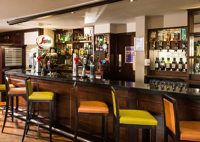 Leonardo West End Glasgow