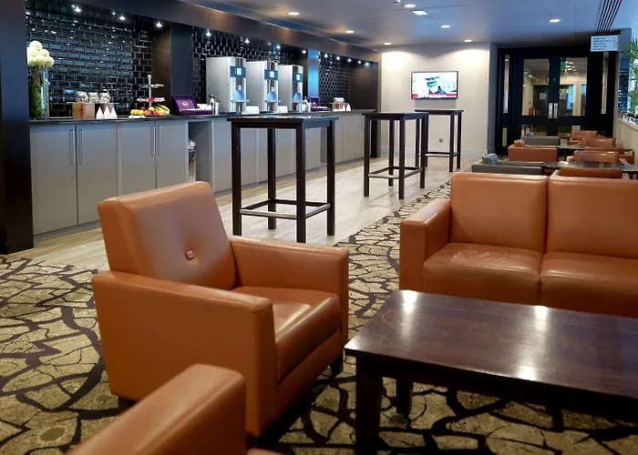 Crowne Plaza By Ihg Szálloda 4*