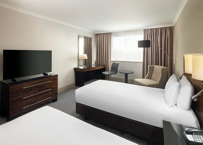 Crowne Plaza By Ihg Szálloda