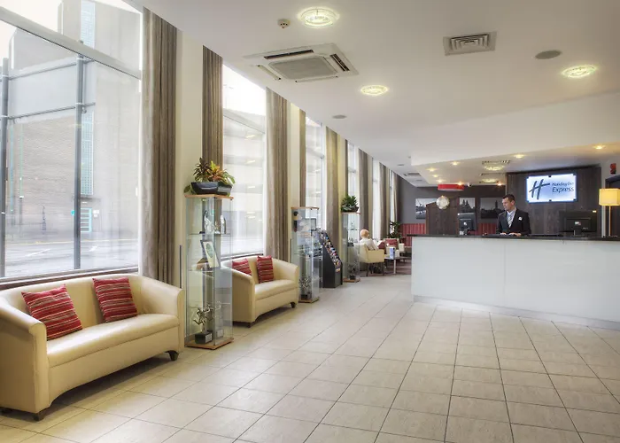 Express - - Ctr Theatreland By Ihg Hotel Glasgow