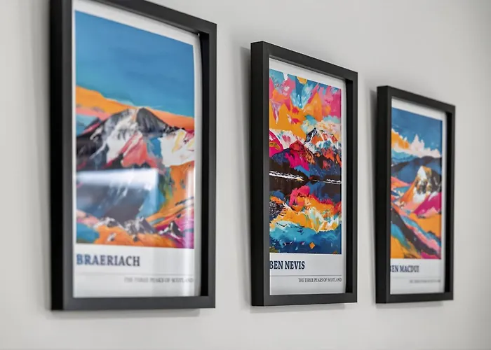 Modern 2-bedroom Flat In Centre, Near Galsgow Daire