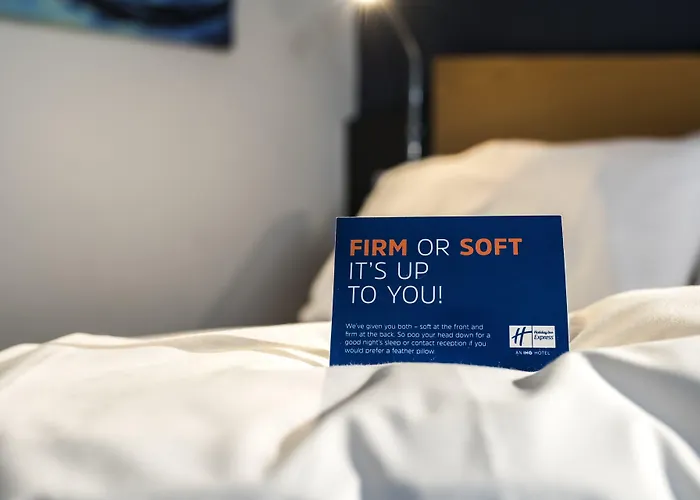 ホリデイ エクスプレス シティセンター リバーサイド ホテル