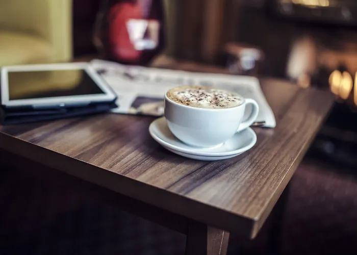 מלון Carlton George 4*