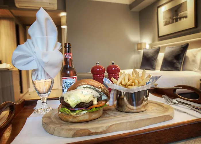 - - Ctr Theatreland By Ihg 4*