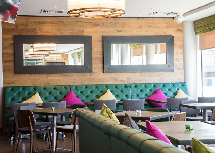 Hilton Garden Centre Hotel