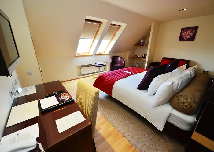 Glynhill & Near Airport Hotel Glasgow