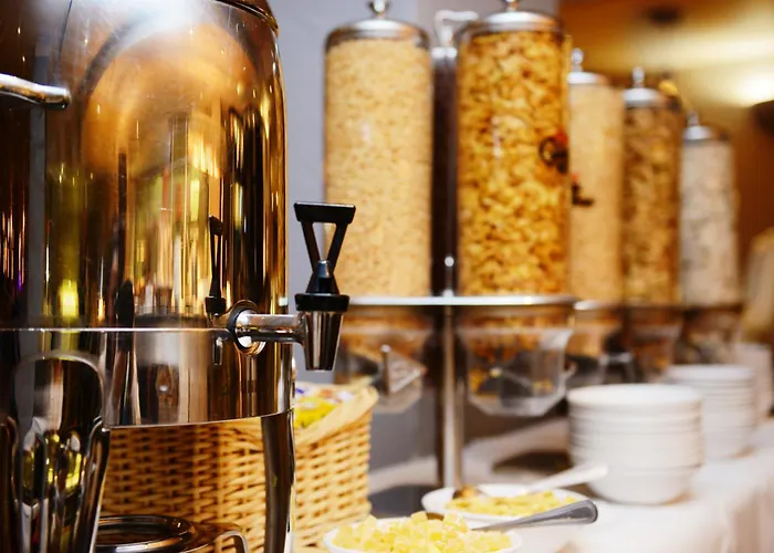 Glynhill & Near Airport فندق غلاسغو