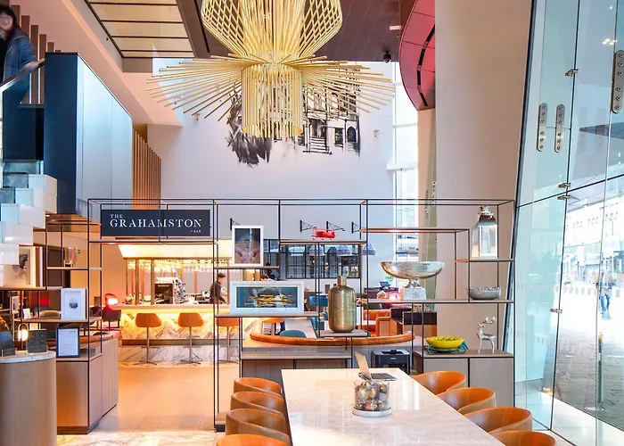 Radisson Blu Hotel, Hotel