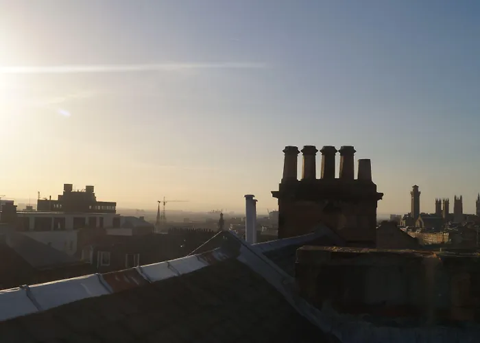 The Hampton Court 3* Γλασκώβη