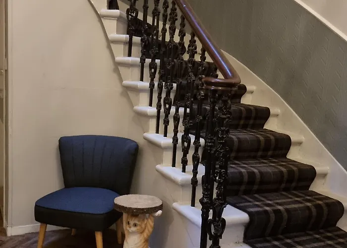 The Hampton Court Glasgow