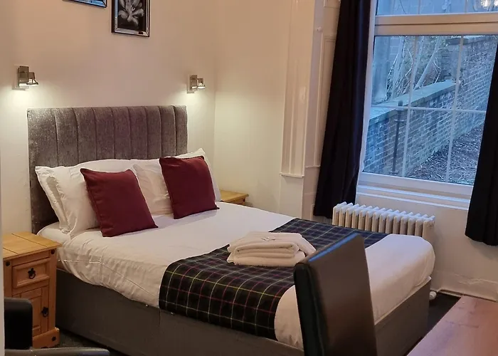 The Hampton Court Hotel Glasgow