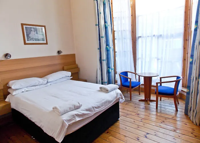 Victorian House ホテル