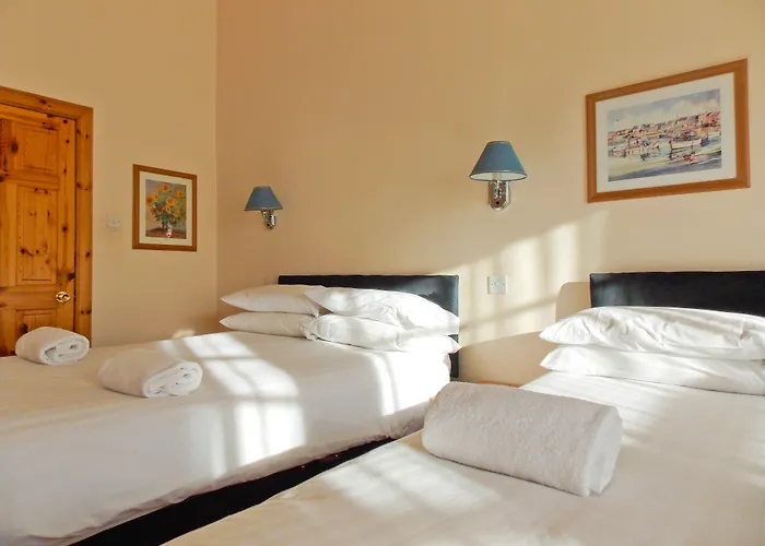 Victorian House 3* Glasgow