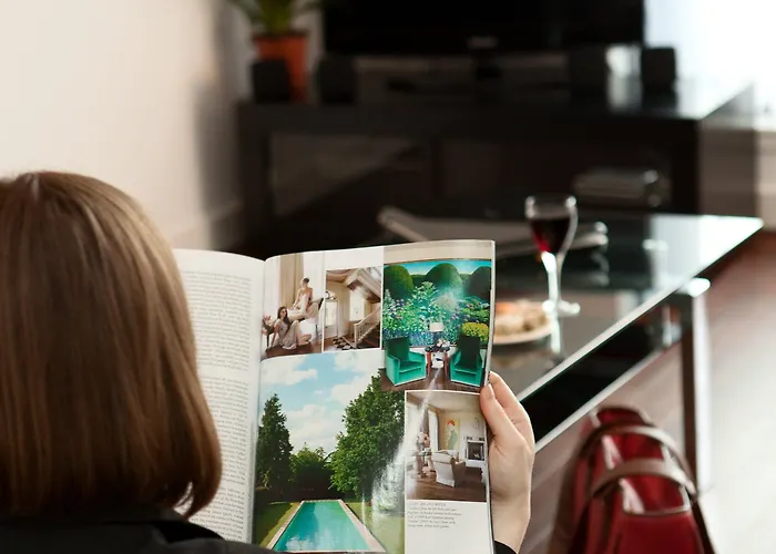 Апартаменты The Spires Serviced *