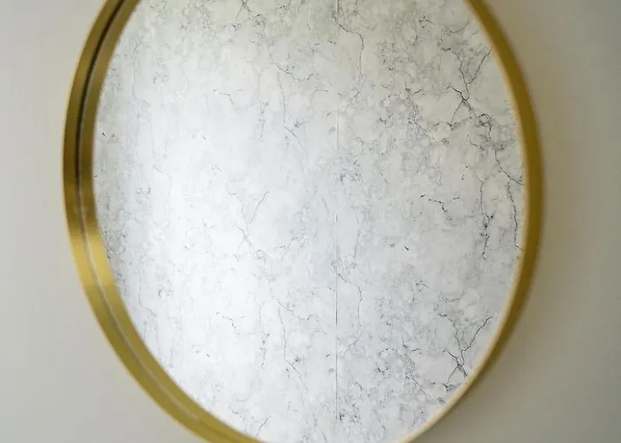 Juststay - 3 Bedroom Luxury With Free Parking 别墅 *