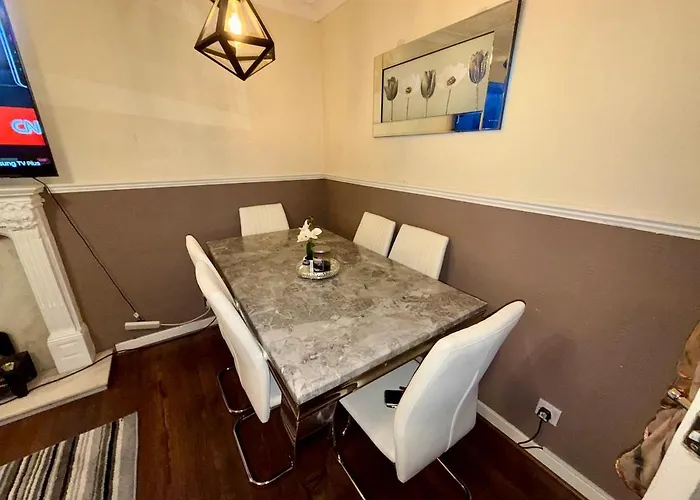 Likewise Modern Two Bedrooms For 4 In Area Appartamento *