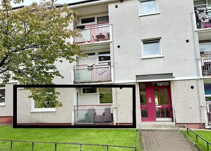 Likewise Modern Two Bedrooms For 4 In Area Appartamento Glasgow