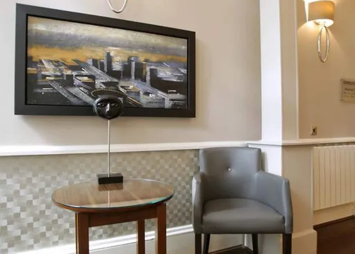 Ambassador Szálloda