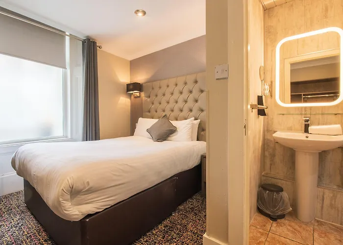 阿尔比欧酒店 3*