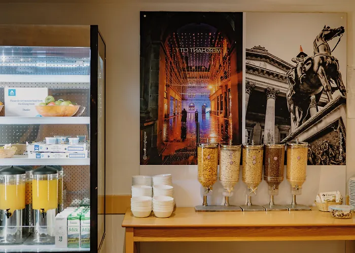 格拉斯哥青年旅馆 *