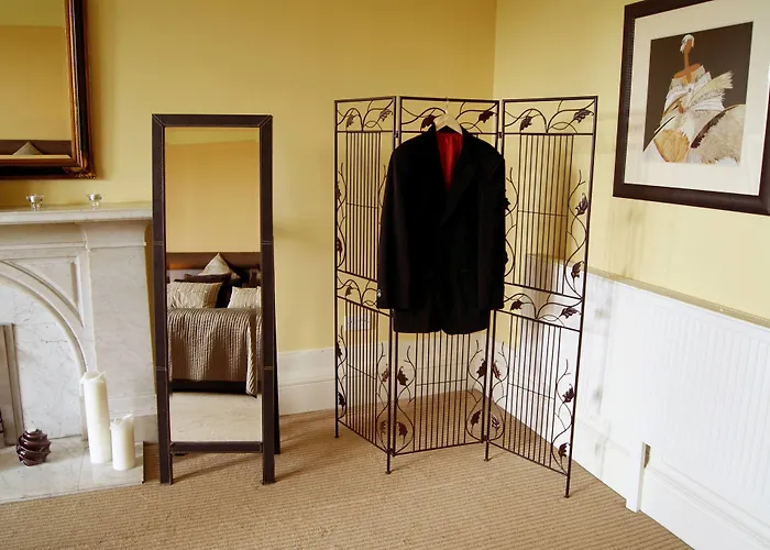 Отель Number 10 Глазго